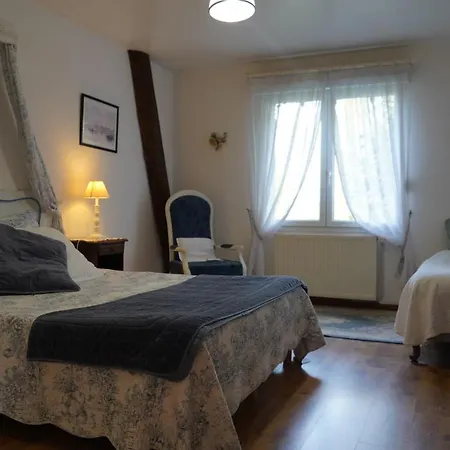 לינה וארוחת בוקר Le Moulin De Fillièvres